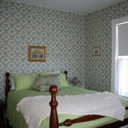 Sackville Bed And Breakfast Εξωτερικό φωτογραφία