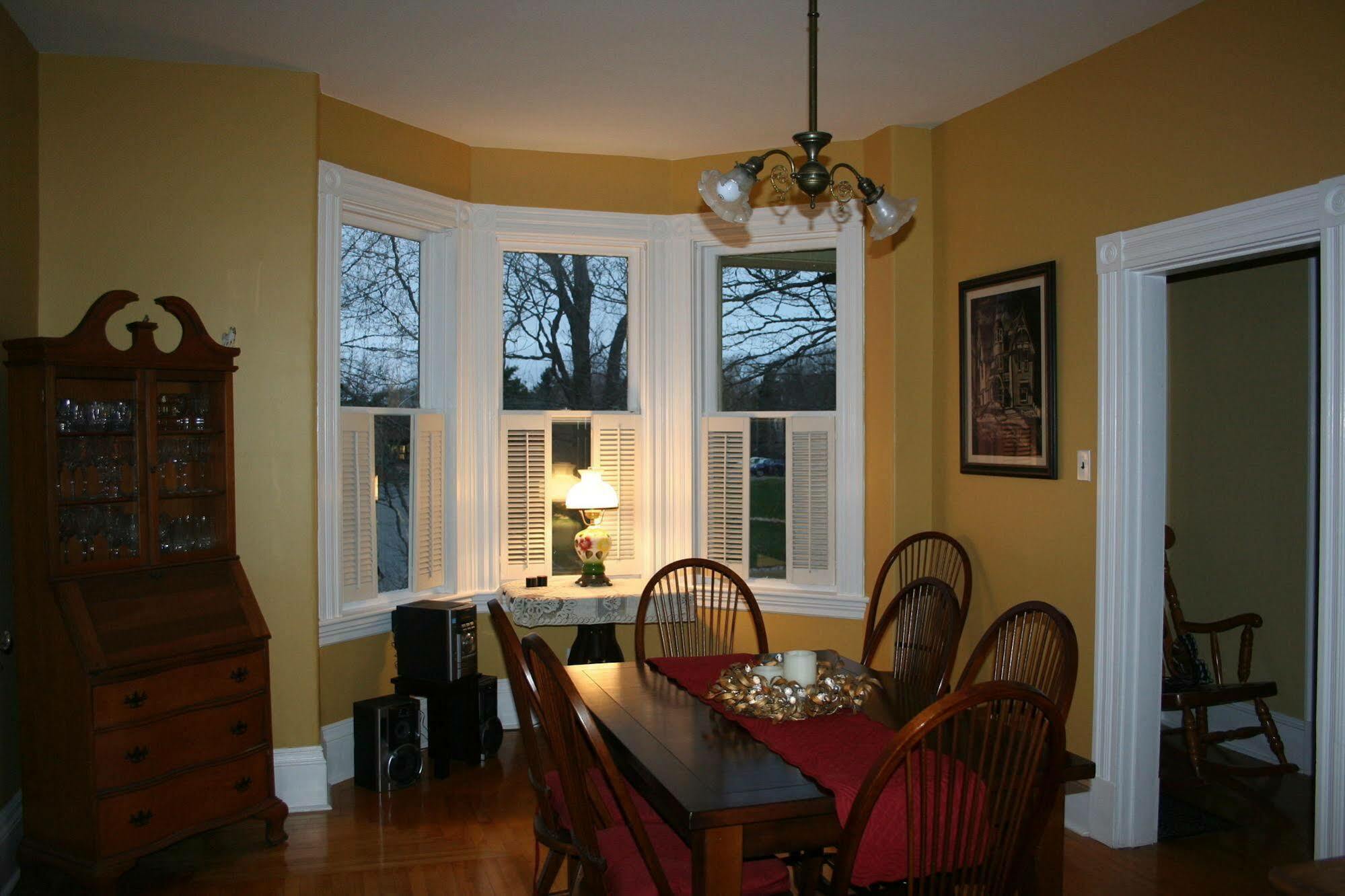 Sackville Bed And Breakfast Εξωτερικό φωτογραφία